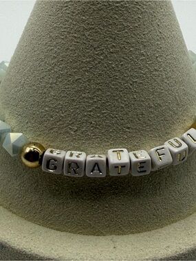 Hope Anchor & Crew Grateful Bracelet Blue Beaded Stretch Philanthropic Jewelry